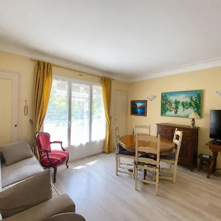 Rotonde3 * Cannes